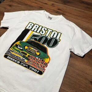Y2K Hanes White Bristol 500 NASCAR Racing T-Shirt Men XL 2007 Nextel Cup Series